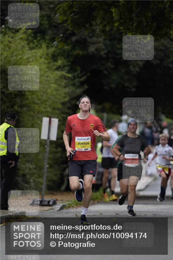 30.08.2026 - Blankeneser Heldenlauf Patografie http://msf.ph/oto/10094174 30.08.2026 09:35:58 Ziel 1006, 1087 meine-sportfotos.de