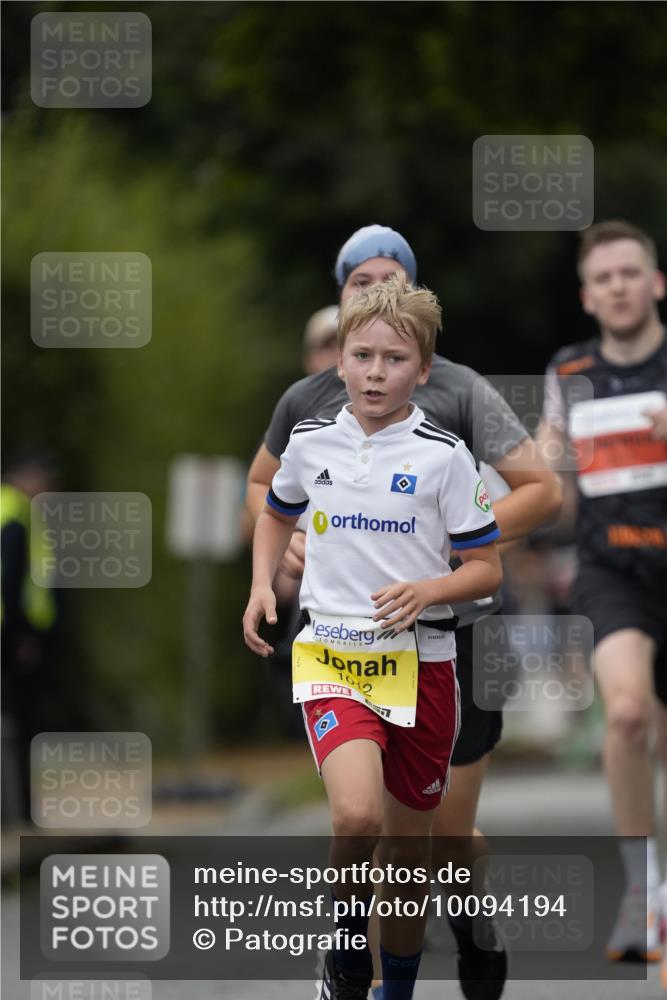 30.08.2026 - Blankeneser Heldenlauf Patografie http://msf.ph/oto/10094194 30.08.2026 09:36:10 Ziel 1012, 1337, 3601, 3679, 3717 meine-sportfotos.de