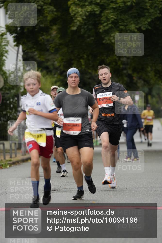 30.08.2026 - Blankeneser Heldenlauf Patografie http://msf.ph/oto/10094196 30.08.2026 09:36:12 Ziel 1012, 1337, 1492, 1527, 3601, 3679, 3717 meine-sportfotos.de