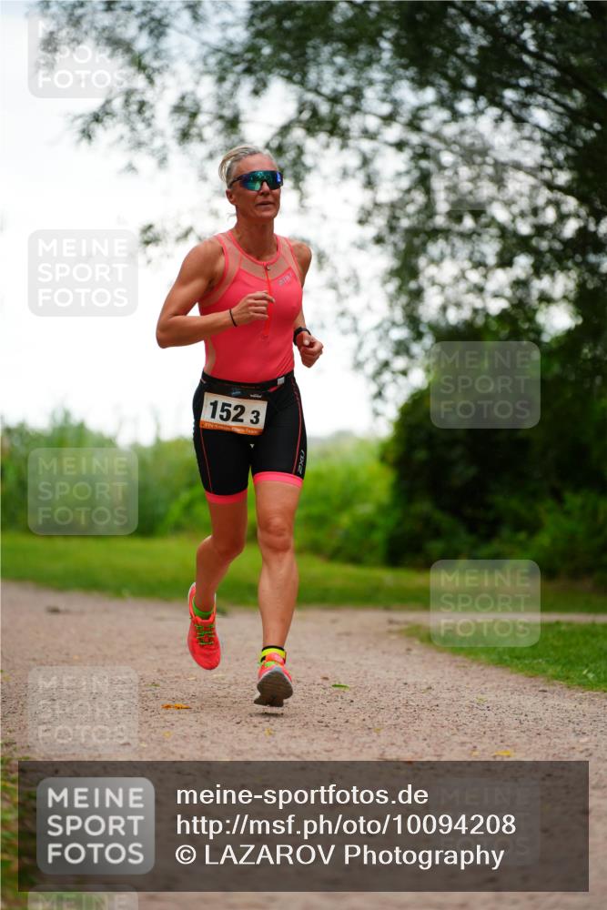 30.08.2026 - Elbe Triathlon Hamburg LAZAROV Photography http://msf.ph/oto/10094208 30.08.2026 15:39:53 Laufen 152, 3 meine-sportfotos.de