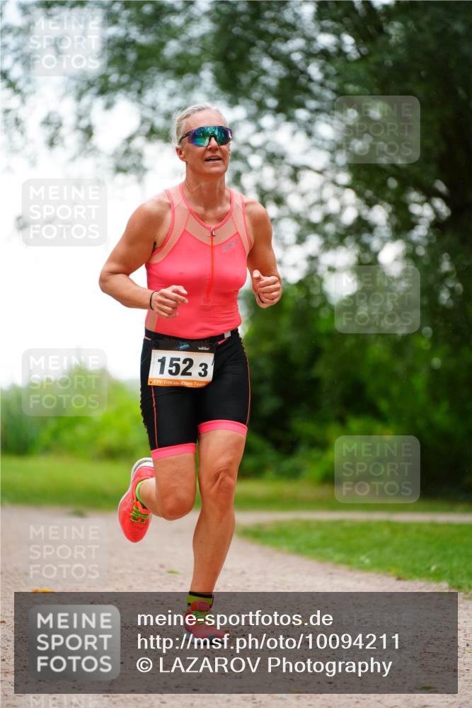 30.08.2026 - Elbe Triathlon Hamburg LAZAROV Photography http://msf.ph/oto/10094211 30.08.2026 15:39:54 Laufen 152, 3 meine-sportfotos.de