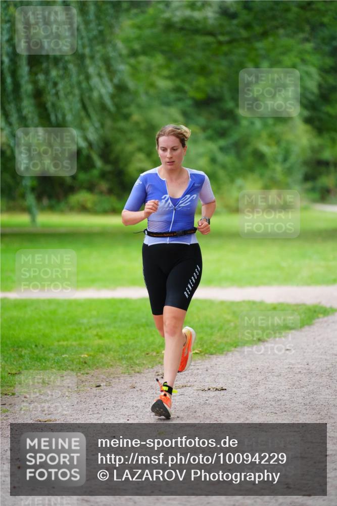 30.08.2026 - Elbe Triathlon Hamburg LAZAROV Photography http://msf.ph/oto/10094229 30.08.2026 15:40:13 Laufen  meine-sportfotos.de