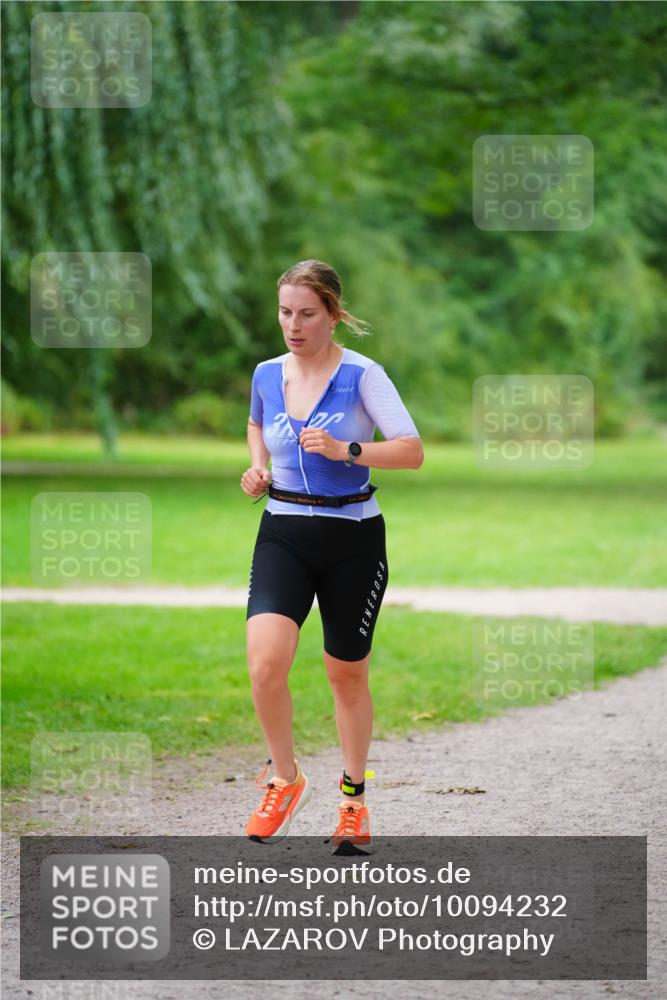 30.08.2026 - Elbe Triathlon Hamburg LAZAROV Photography http://msf.ph/oto/10094232 30.08.2026 15:40:13 Laufen  meine-sportfotos.de