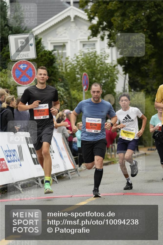30.08.2026 - Blankeneser Heldenlauf Patografie http://msf.ph/oto/10094238 30.08.2026 09:36:30 Ziel 1106, 1266, 1595, 1782, 3603, 3608, 3611, 3651, 3652 meine-sportfotos.de