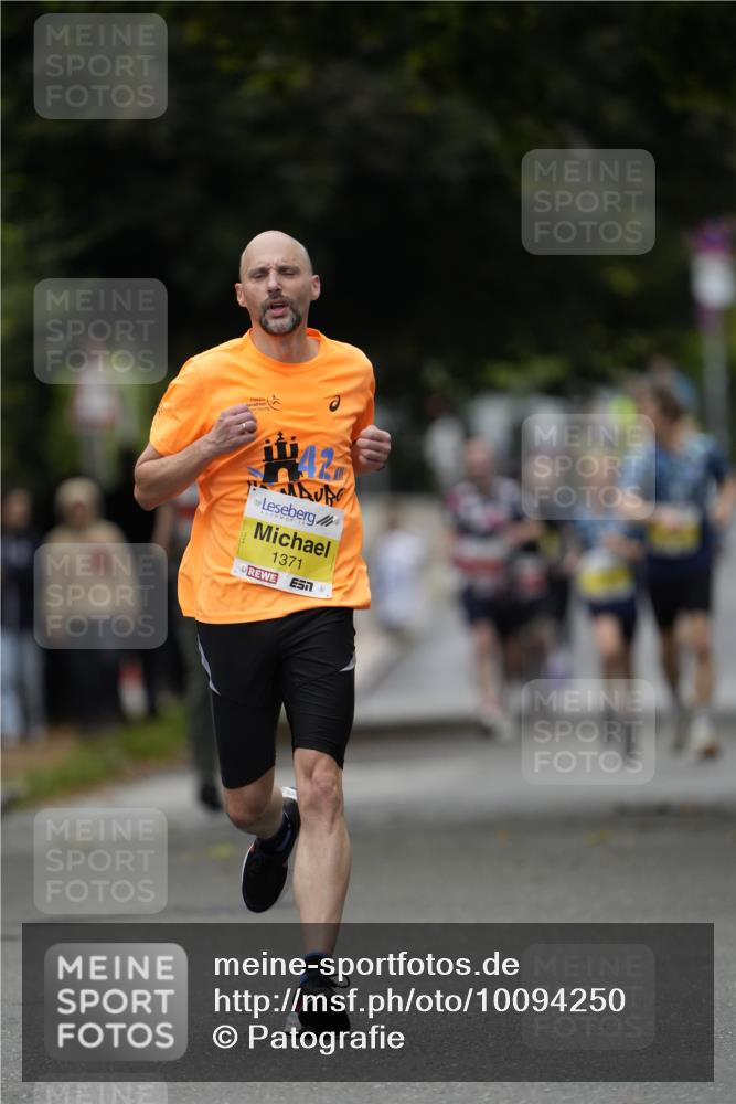 30.08.2026 - Blankeneser Heldenlauf Patografie http://msf.ph/oto/10094250 30.08.2026 09:36:43 Ziel 1371, 1413, 1795 meine-sportfotos.de