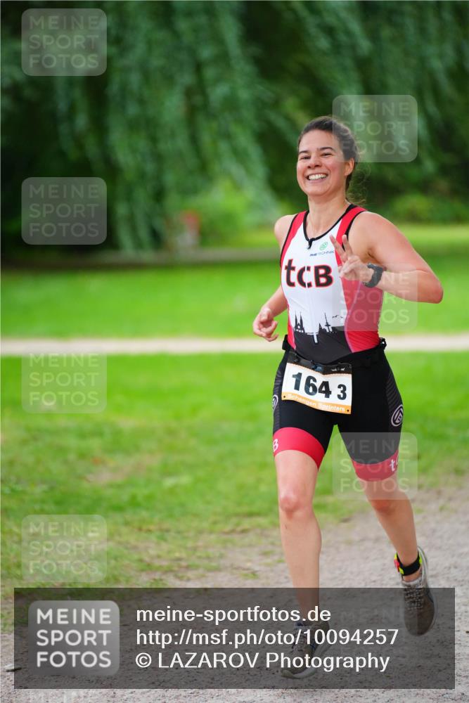 30.08.2026 - Elbe Triathlon Hamburg LAZAROV Photography http://msf.ph/oto/10094257 30.08.2026 15:40:22 Laufen 1643 meine-sportfotos.de