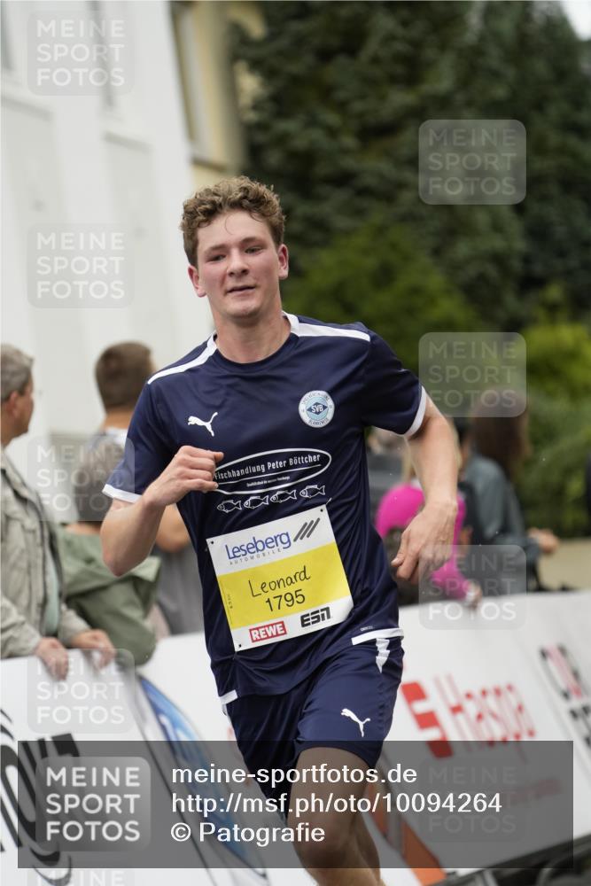30.08.2026 - Blankeneser Heldenlauf Patografie http://msf.ph/oto/10094264 30.08.2026 09:36:51 Ziel 1371, 1413, 1795 meine-sportfotos.de