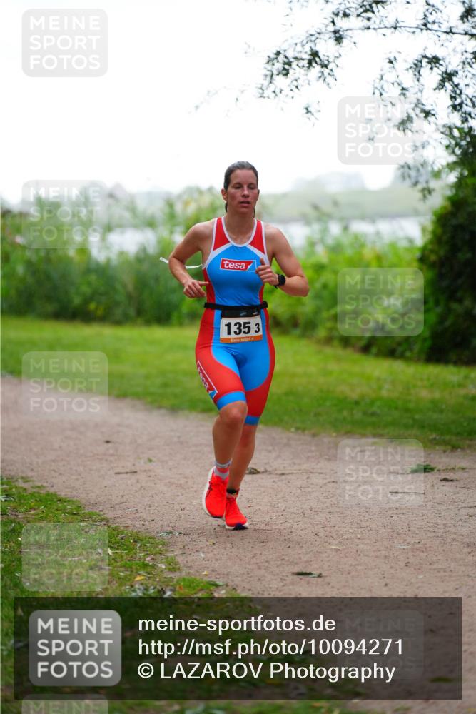 30.08.2026 - Elbe Triathlon Hamburg LAZAROV Photography http://msf.ph/oto/10094271 30.08.2026 15:41:48 Laufen 135, 3, 4 meine-sportfotos.de