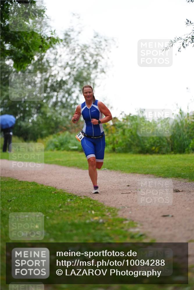 30.08.2026 - Elbe Triathlon Hamburg LAZAROV Photography http://msf.ph/oto/10094288 30.08.2026 15:42:12 Laufen 13 meine-sportfotos.de