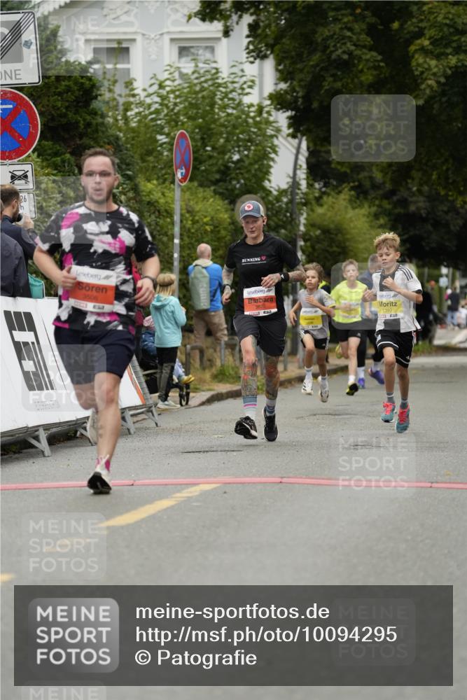 30.08.2026 - Blankeneser Heldenlauf Patografie http://msf.ph/oto/10094295 30.08.2026 09:37:08 Ziel 1014, 1018, 1393, 1525, 1696, 3506, 3629 meine-sportfotos.de