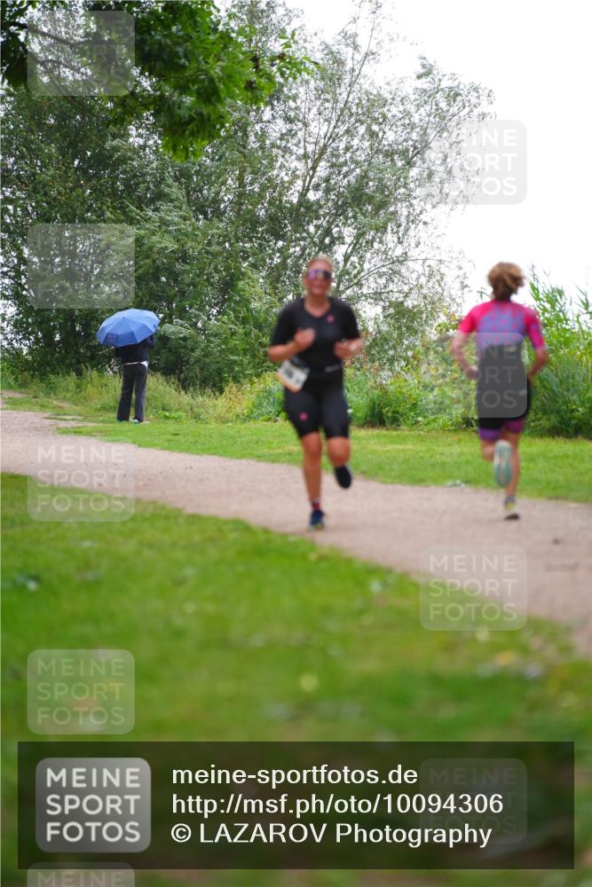 30.08.2026 - Elbe Triathlon Hamburg LAZAROV Photography http://msf.ph/oto/10094306 30.08.2026 15:42:24 Laufen  meine-sportfotos.de
