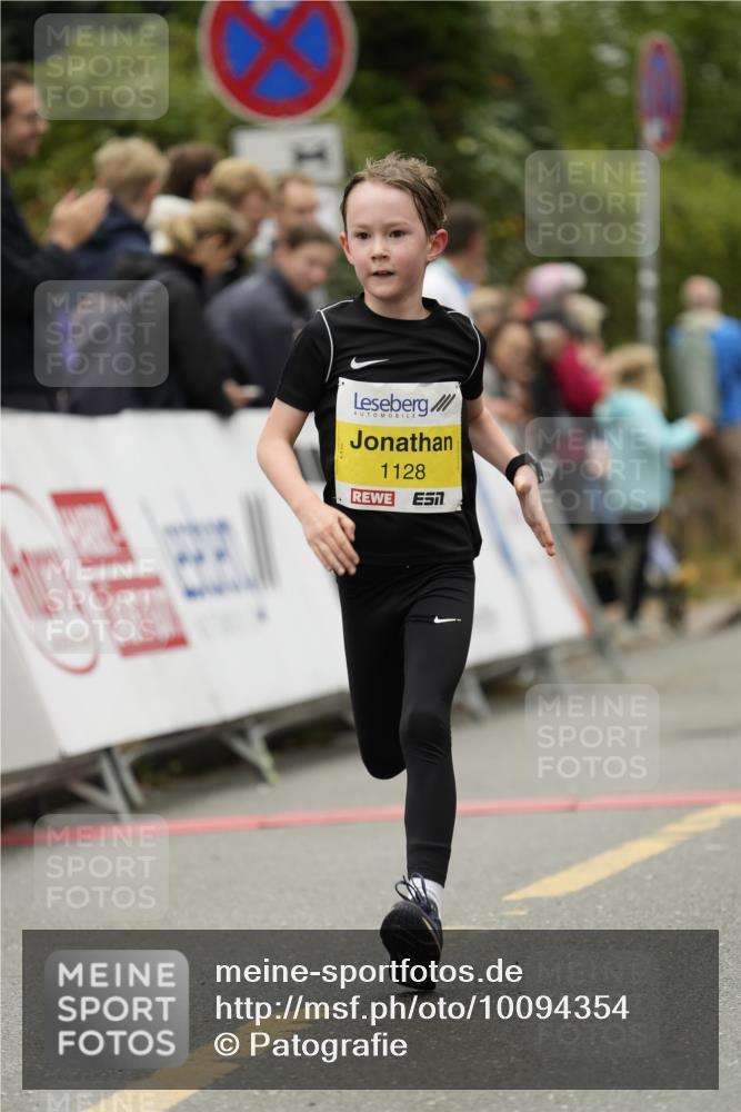30.08.2026 - Blankeneser Heldenlauf Patografie http://msf.ph/oto/10094354 30.08.2026 09:37:53 Ziel 1128 meine-sportfotos.de
