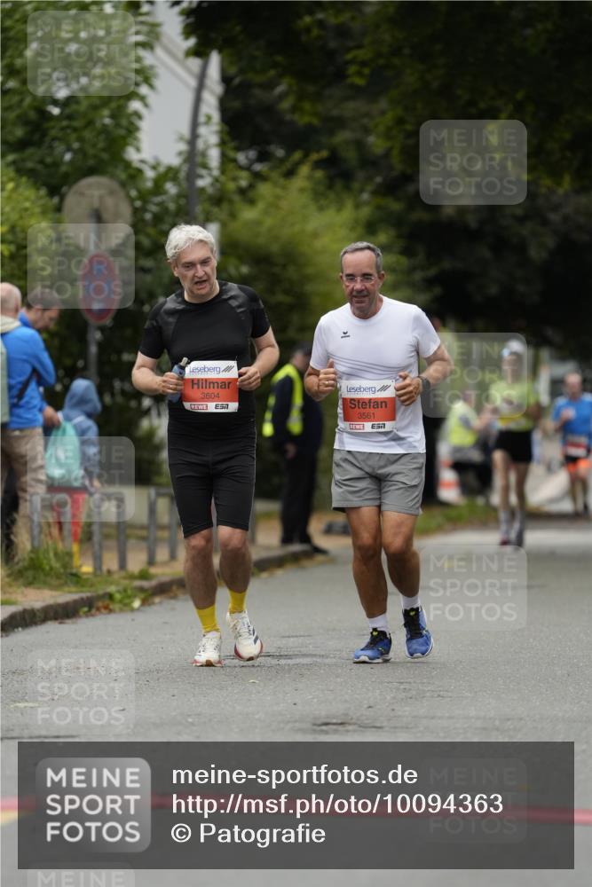 30.08.2026 - Blankeneser Heldenlauf Patografie http://msf.ph/oto/10094363 30.08.2026 09:38:05 Ziel 3537, 3538, 3561, 3604 meine-sportfotos.de