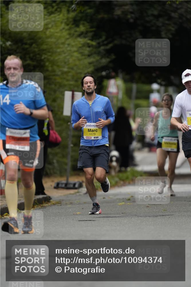 30.08.2026 - Blankeneser Heldenlauf Patografie http://msf.ph/oto/10094374 30.08.2026 09:38:22 Ziel 1402, 3697 meine-sportfotos.de
