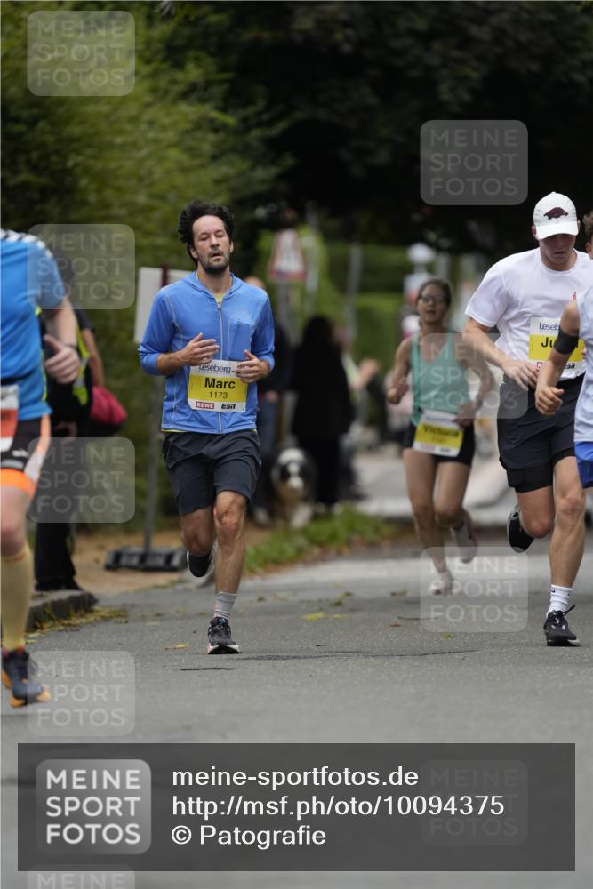 30.08.2026 - Blankeneser Heldenlauf Patografie http://msf.ph/oto/10094375 30.08.2026 09:38:23 Ziel 1402, 3697 meine-sportfotos.de