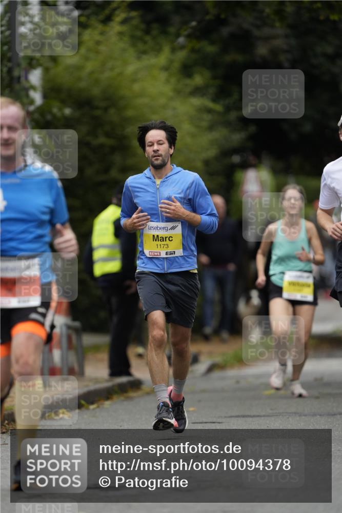 30.08.2026 - Blankeneser Heldenlauf Patografie http://msf.ph/oto/10094378 30.08.2026 09:38:25 Ziel 1402, 1456, 3634, 3697 meine-sportfotos.de