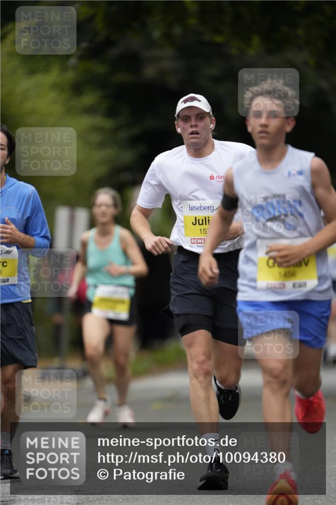 30.08.2026 - Blankeneser Heldenlauf Patografie http://msf.ph/oto/10094380 30.08.2026 09:38:27 Ziel 1456, 1574, 3634, 3697 meine-sportfotos.de