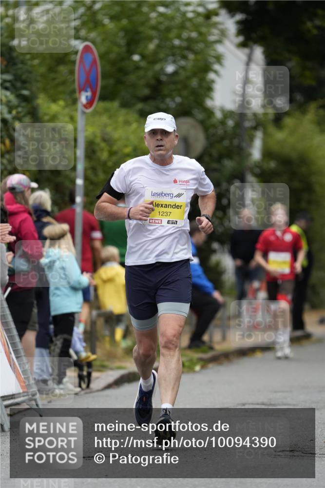 30.08.2026 - Blankeneser Heldenlauf Patografie http://msf.ph/oto/10094390 30.08.2026 09:38:43 Ziel 1147, 1237, 1534, 1536 meine-sportfotos.de