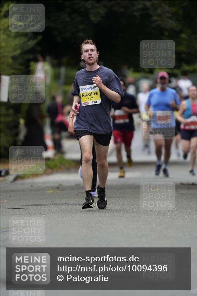 30.08.2026 - Blankeneser Heldenlauf Patografie http://msf.ph/oto/10094396 30.08.2026 09:38:54 Ziel 1411, 3543 meine-sportfotos.de
