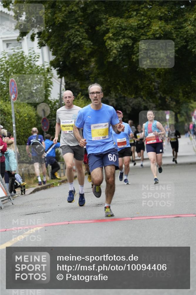 30.08.2026 - Blankeneser Heldenlauf Patografie http://msf.ph/oto/10094406 30.08.2026 09:39:08 Ziel 1112, 1336, 1700, 1804, 3523 meine-sportfotos.de