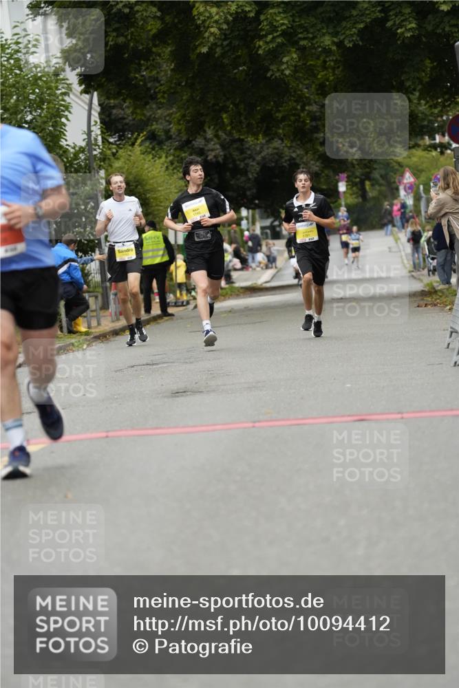 30.08.2026 - Blankeneser Heldenlauf Patografie http://msf.ph/oto/10094412 30.08.2026 09:39:15 Ziel 1336, 1745, 1781, 1804, 3507, 3523, 3709 meine-sportfotos.de