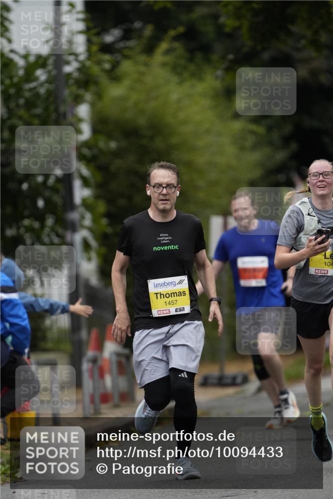 30.08.2026 - Blankeneser Heldenlauf Patografie http://msf.ph/oto/10094433 30.08.2026 09:39:53 Ziel 1097, 1206, 1588, 1589, 1672 meine-sportfotos.de