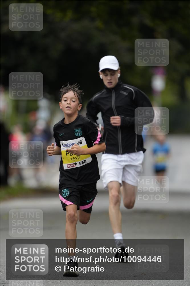 30.08.2026 - Blankeneser Heldenlauf Patografie http://msf.ph/oto/10094446 30.08.2026 09:40:10 Ziel 1064, 1512, 3512, 3531 meine-sportfotos.de