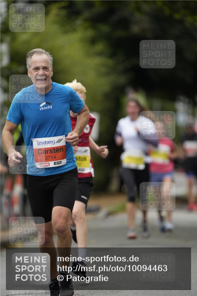 30.08.2026 - Blankeneser Heldenlauf Patografie http://msf.ph/oto/10094463 30.08.2026 09:40:46 Ziel 1136, 1412, 1563, 3714 meine-sportfotos.de