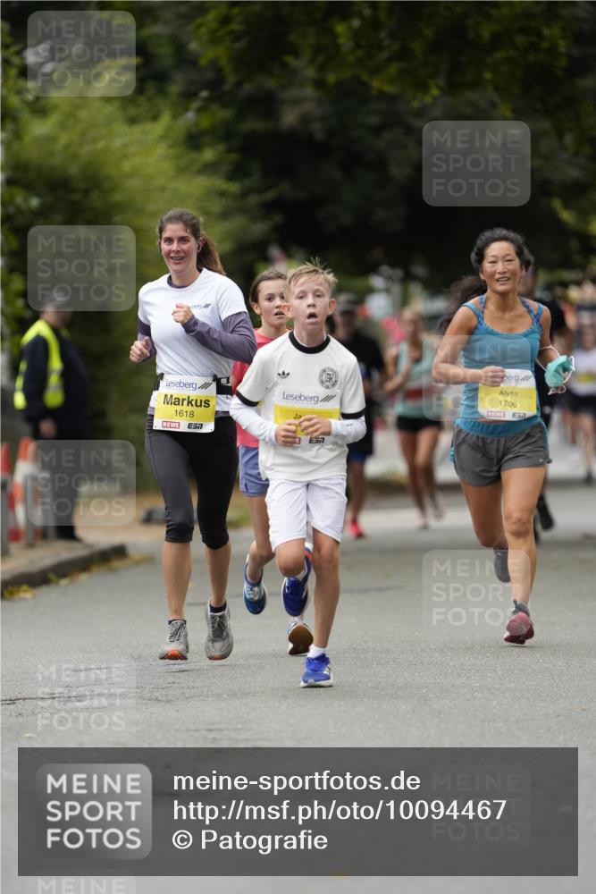 30.08.2026 - Blankeneser Heldenlauf Patografie http://msf.ph/oto/10094467 30.08.2026 09:40:51 Ziel 1320, 1412, 1618, 1706, 1740, 3714 meine-sportfotos.de