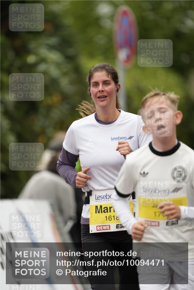 30.08.2026 - Blankeneser Heldenlauf Patografie http://msf.ph/oto/10094471 30.08.2026 09:40:55 Ziel 1320, 1412, 1618, 1706, 1740, 3714 meine-sportfotos.de