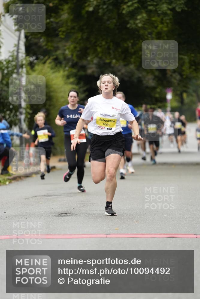 30.08.2026 - Blankeneser Heldenlauf Patografie http://msf.ph/oto/10094492 30.08.2026 09:41:13 Ziel 1629, 1666, 1702, 1784, 3552, 3615, 3677, 3715, 3725 meine-sportfotos.de