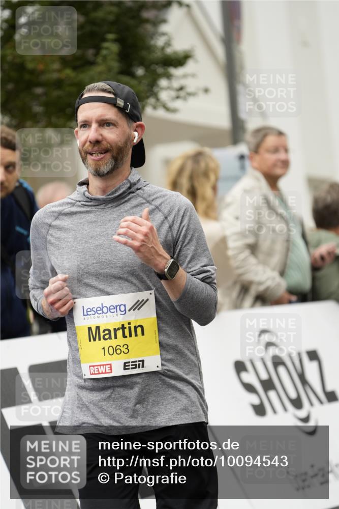 30.08.2026 - Blankeneser Heldenlauf Patografie http://msf.ph/oto/10094543 30.08.2026 09:41:57 Ziel 1048, 1063, 1716, 1769, 3700, 3736 meine-sportfotos.de
