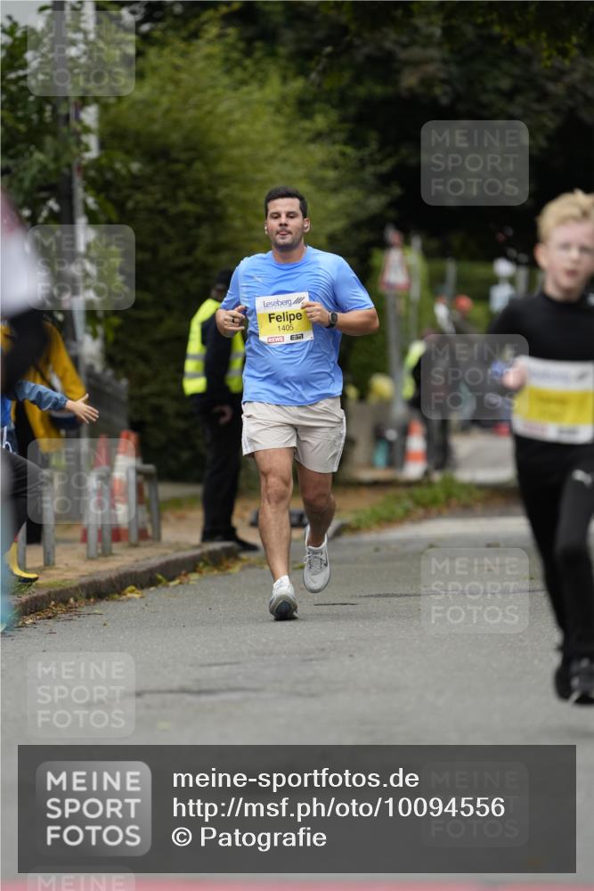 30.08.2026 - Blankeneser Heldenlauf Patografie http://msf.ph/oto/10094556 30.08.2026 09:42:14 Ziel 1010, 1410, 1418, 1752 meine-sportfotos.de
