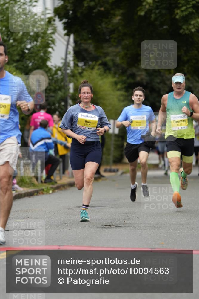 30.08.2026 - Blankeneser Heldenlauf Patografie http://msf.ph/oto/10094563 30.08.2026 09:42:23 Ziel 1405, 1546, 1715, 1743, 1752 meine-sportfotos.de