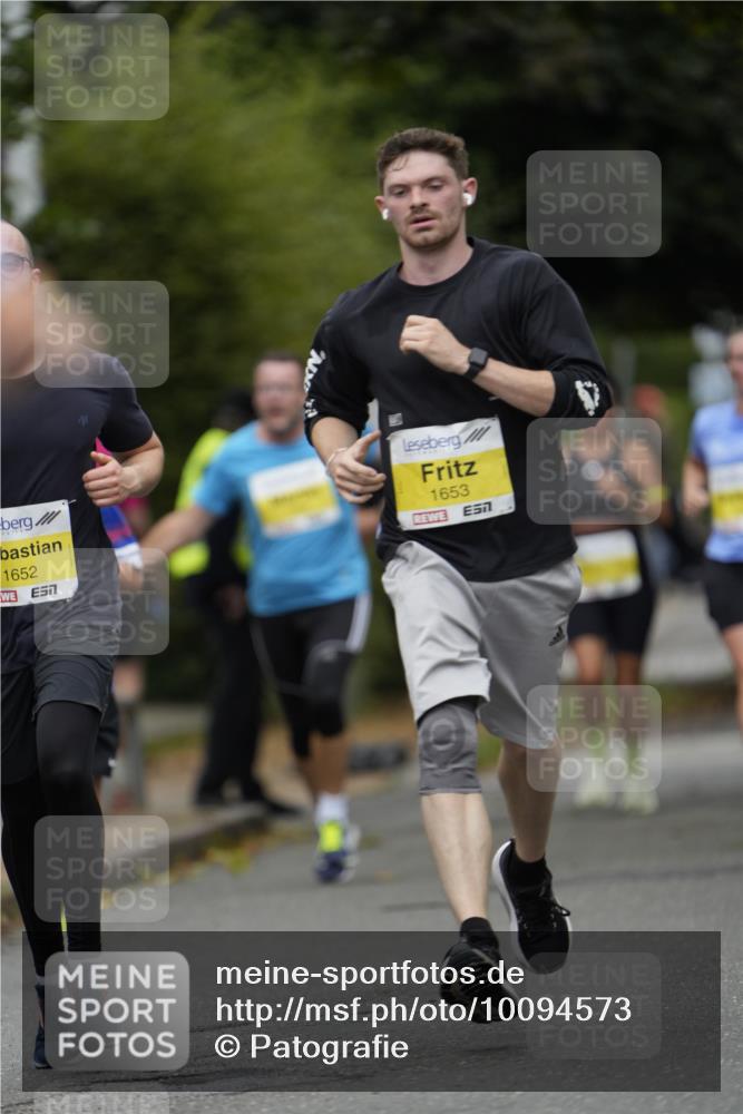 30.08.2026 - Blankeneser Heldenlauf Patografie http://msf.ph/oto/10094573 30.08.2026 09:42:38 Ziel 1255, 1631, 1632, 1652, 1653 meine-sportfotos.de