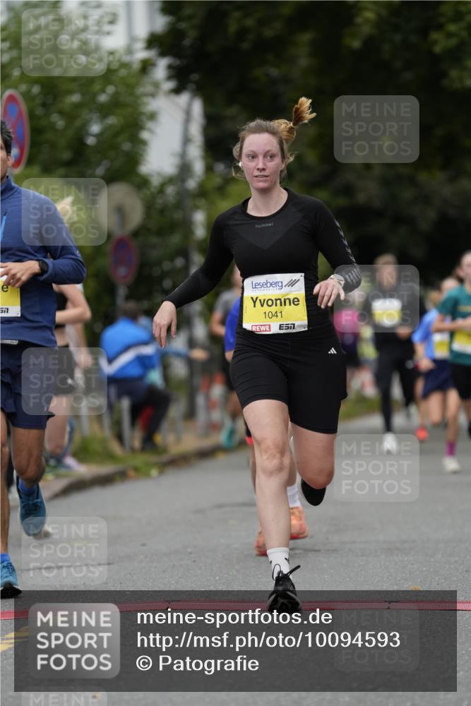 30.08.2026 - Blankeneser Heldenlauf Patografie http://msf.ph/oto/10094593 30.08.2026 09:42:58 Ziel 1025, 1041, 1155, 1163, 1363, 1488, 1718, 1777 meine-sportfotos.de