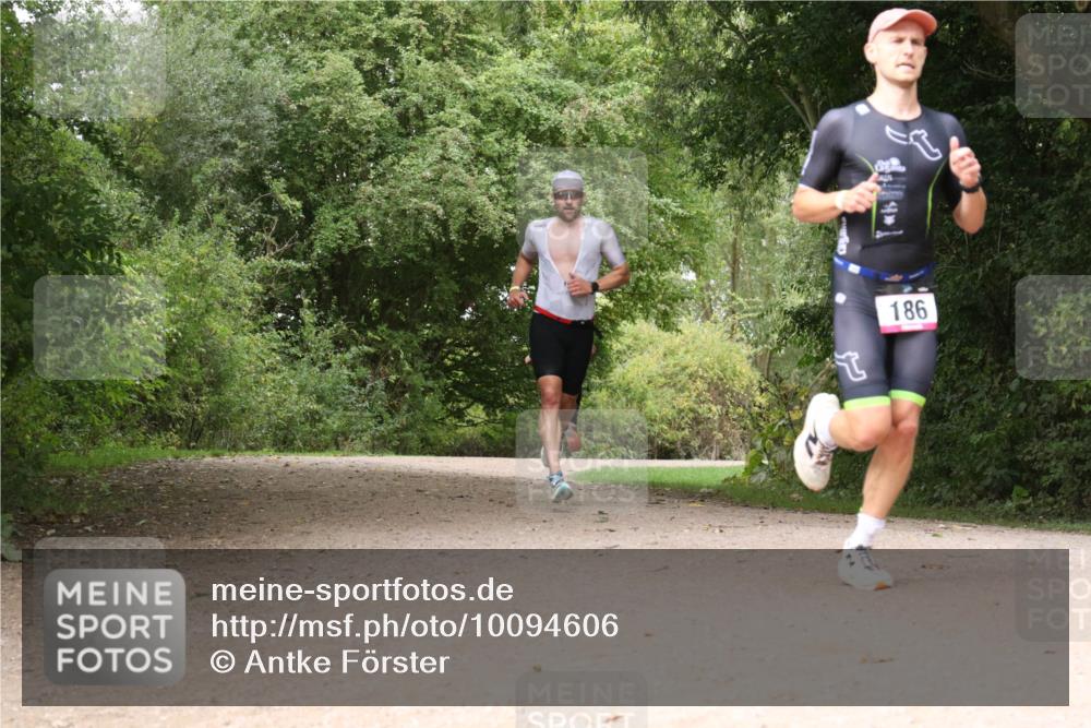 30.08.2026 - Elbe Triathlon Hamburg Antke Förster http://msf.ph/oto/10094606 30.08.2026 09:37:13 Laufen 186 meine-sportfotos.de