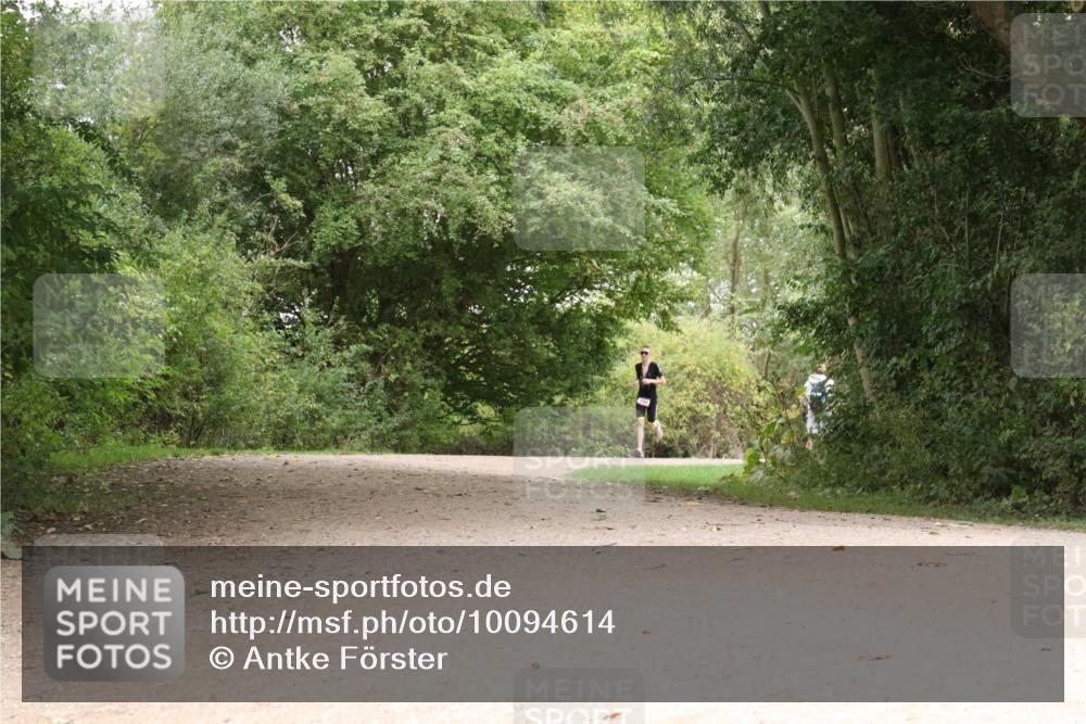 30.08.2026 - Elbe Triathlon Hamburg Antke Förster http://msf.ph/oto/10094614 30.08.2026 09:37:45 Laufen  meine-sportfotos.de