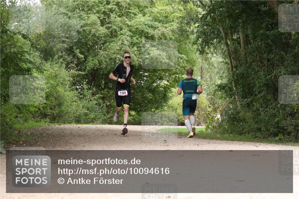 30.08.2026 - Elbe Triathlon Hamburg Antke Förster http://msf.ph/oto/10094616 30.08.2026 09:37:53 Laufen 194 meine-sportfotos.de