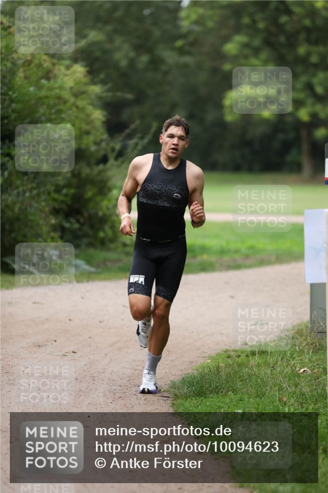 30.08.2026 - Elbe Triathlon Hamburg Antke Förster http://msf.ph/oto/10094623 30.08.2026 09:22:06 Laufen  meine-sportfotos.de