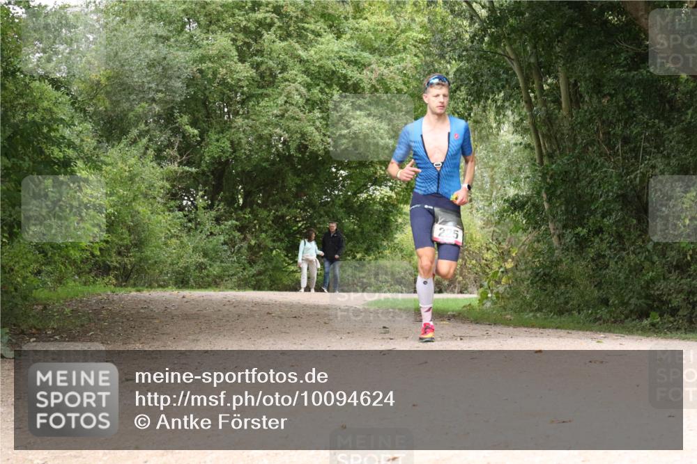30.08.2026 - Elbe Triathlon Hamburg Antke Förster http://msf.ph/oto/10094624 30.08.2026 09:38:07 Laufen 225 meine-sportfotos.de