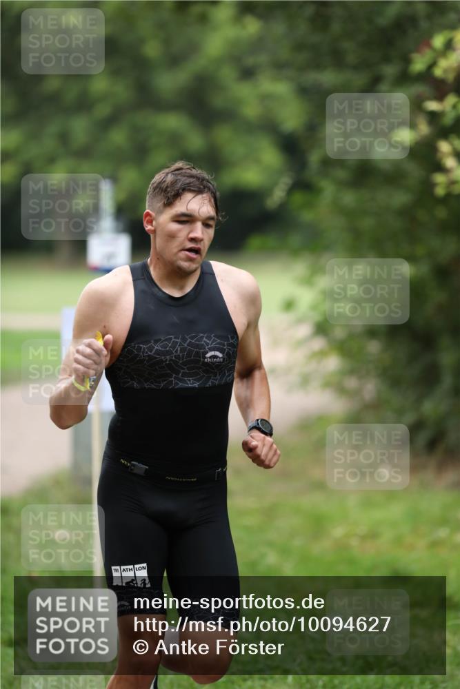 30.08.2026 - Elbe Triathlon Hamburg Antke Förster http://msf.ph/oto/10094627 30.08.2026 09:22:07 Laufen  meine-sportfotos.de