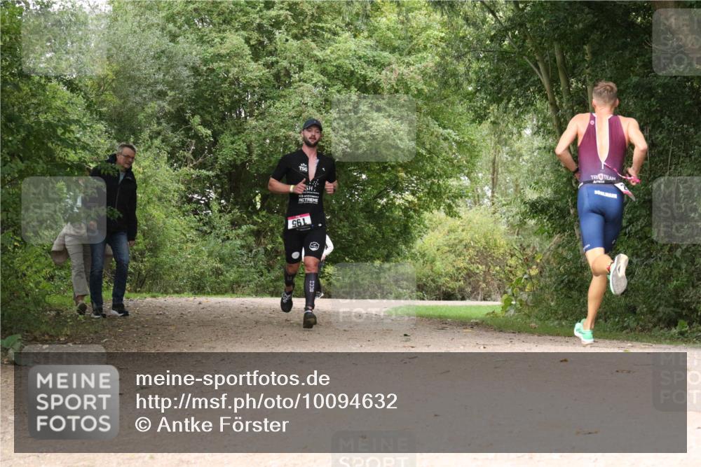 30.08.2026 - Elbe Triathlon Hamburg Antke Förster http://msf.ph/oto/10094632 30.08.2026 09:38:29 Laufen 961 meine-sportfotos.de