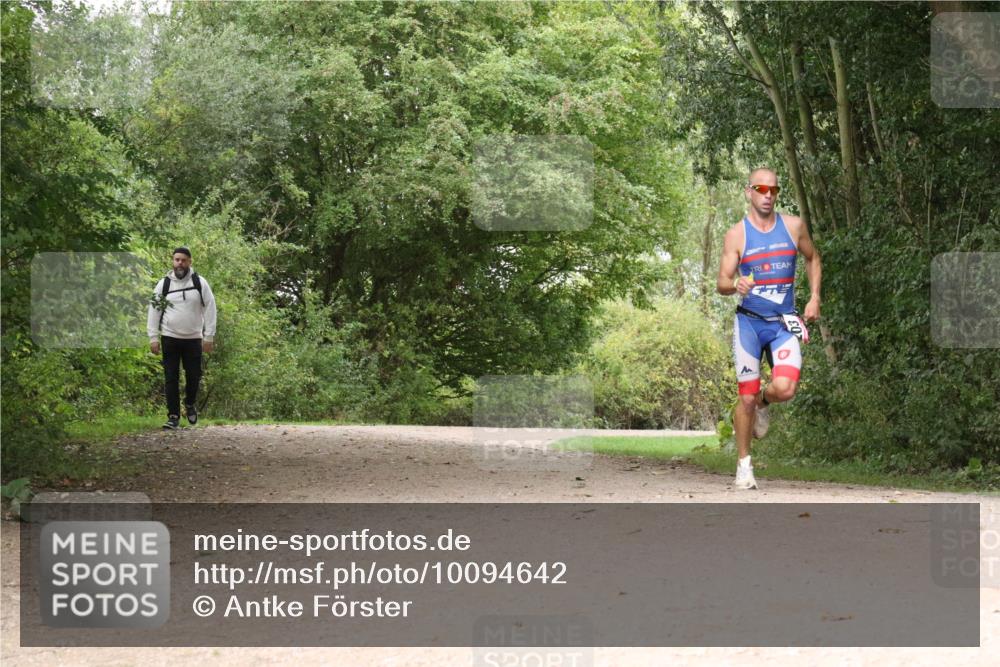 30.08.2026 - Elbe Triathlon Hamburg Antke Förster http://msf.ph/oto/10094642 30.08.2026 09:38:42 Laufen  meine-sportfotos.de