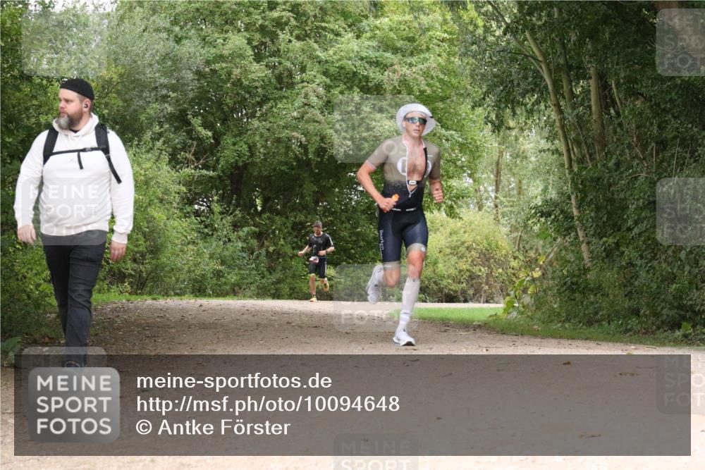 30.08.2026 - Elbe Triathlon Hamburg Antke Förster http://msf.ph/oto/10094648 30.08.2026 09:38:54 Laufen  meine-sportfotos.de