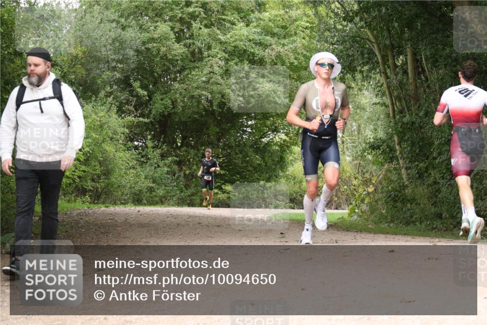 30.08.2026 - Elbe Triathlon Hamburg Antke Förster http://msf.ph/oto/10094650 30.08.2026 09:38:55 Laufen 190 meine-sportfotos.de