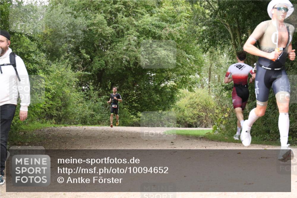 30.08.2026 - Elbe Triathlon Hamburg Antke Förster http://msf.ph/oto/10094652 30.08.2026 09:38:55 Laufen 190 meine-sportfotos.de