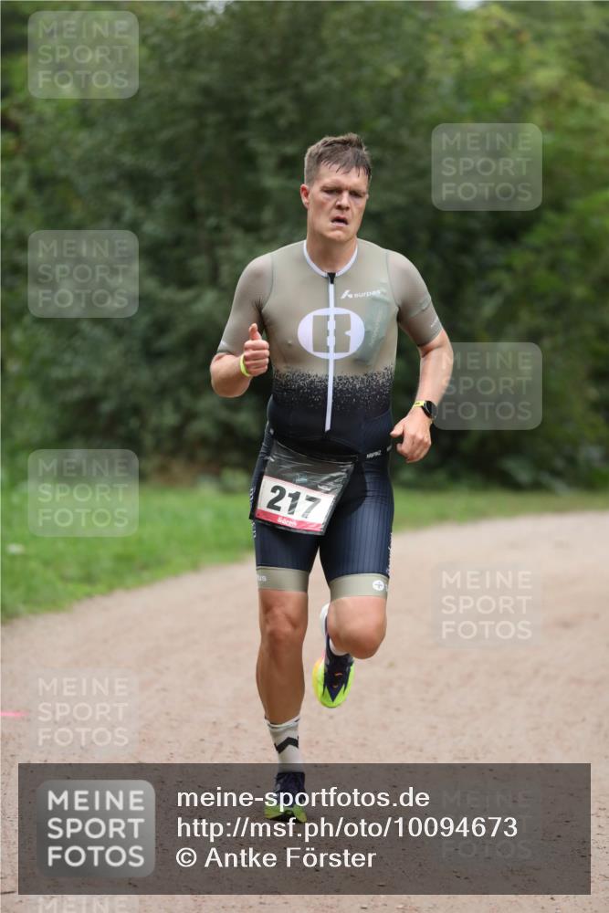 30.08.2026 - Elbe Triathlon Hamburg Antke Förster http://msf.ph/oto/10094673 30.08.2026 09:25:00 Laufen 217 meine-sportfotos.de