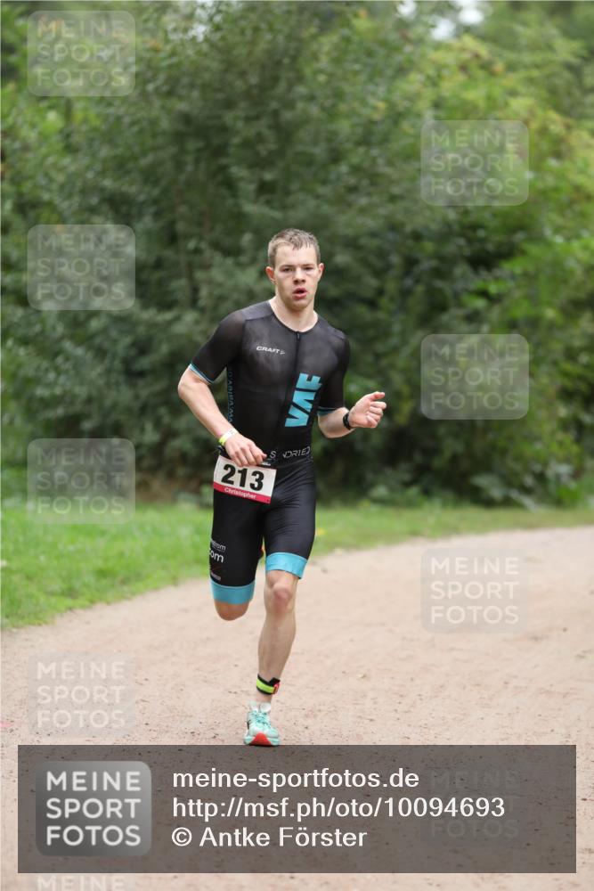 30.08.2026 - Elbe Triathlon Hamburg Antke Förster http://msf.ph/oto/10094693 30.08.2026 09:26:11 Laufen 213 meine-sportfotos.de