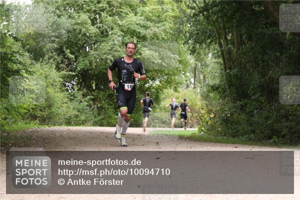 30.08.2026 - Elbe Triathlon Hamburg Antke Förster http://msf.ph/oto/10094710 30.08.2026 09:42:50 Laufen 18 meine-sportfotos.de